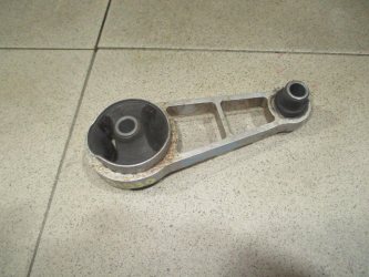 Опора КПП задняя Renault Symbol 1