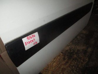 Накладка двери передней правой Peugeot Expert G9