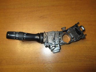 Переключатель поворотов подрулевой Toyota Land Cruiser Prado J150
