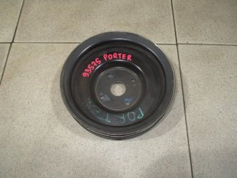 Шкив помпы Hyundai Porter AU