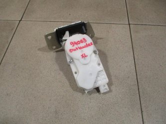 Замок багажника Mitsubishi Outlander 2 CW