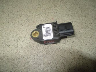 Датчик AIR BAG Toyota Corolla E150