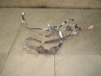 Проводка двери Toyota Corolla E120