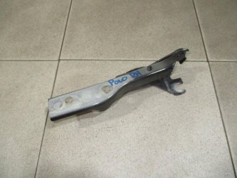 Петля капота правая Volkswagen Polo 5