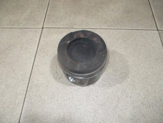 Поршень Toyota Land Cruiser J200