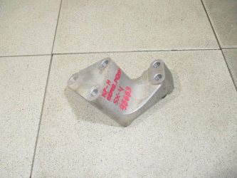 Кронштейн КПП Suzuki SX4