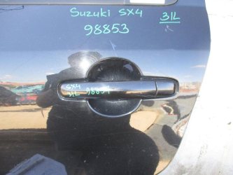 Ручка двери задней наружная левая Suzuki SX4