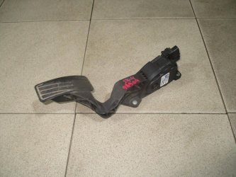 Педаль газа Suzuki SX4