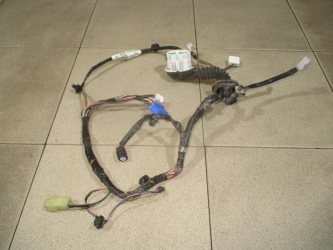 Проводка двери Suzuki SX4