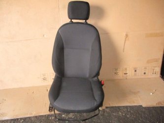 Сиденье переднее правое Renault Logan 2 L52