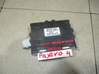 Блок электронный Mitsubishi Pajero 4 V80, V90