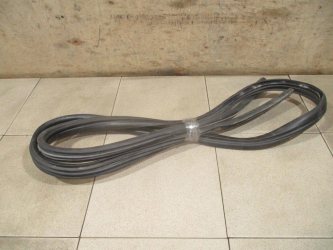 Уплотнитель двери Renault Logan 1 L90