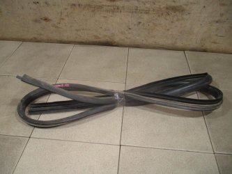 Уплотнитель двери Renault Logan 2 L52