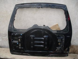 Дверь багажника Mitsubishi Pajero 4 V80, V90