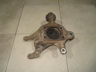 Кулак поворотный задний правый Kia Ceed 1 ED