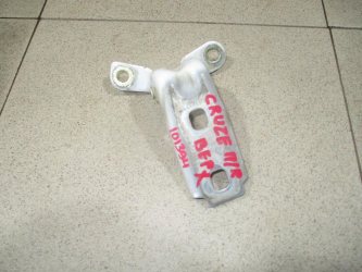 Петля двери передней Chevrolet Cruze J300