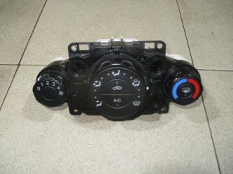 Блок управления отопителем Ford Fiesta 6