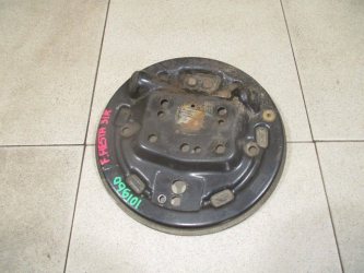 Щит опорный задний правый Ford Fiesta 6