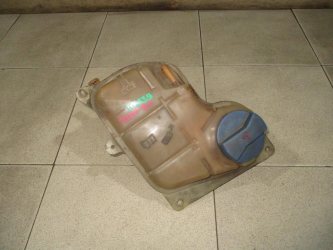 Бачок расширительный Volkswagen Passat B5