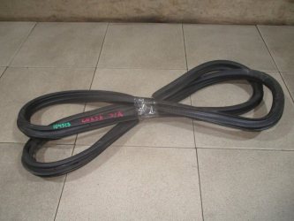 Уплотнитель двери Opel Corsa D