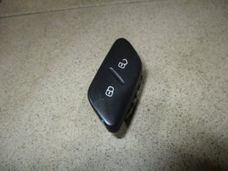 Кнопка центрального замка Volkswagen Polo 5