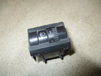 Кнопка корректора фар Skoda Yeti 5L