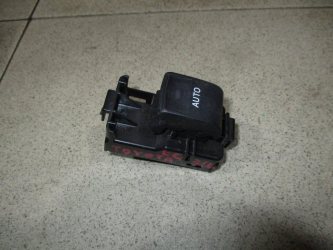 Кнопка стеклоподъемника Toyota Land Cruiser Prado J150