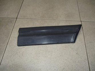 Молдинг переднего правого крыла Land Rover Range Rover 2 P38A