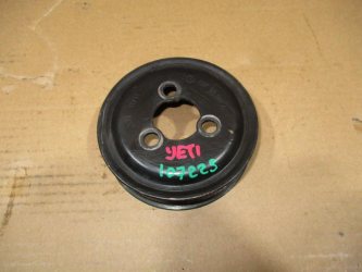 Шкив помпы Skoda Yeti 5L
