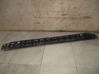 Балка подрадиаторная Land Rover Freelander 2 L359