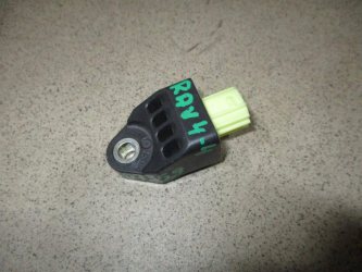 Датчик AIR BAG Toyota RAV4 XA40