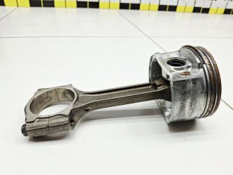 Поршень с шатуном Nissan X-Trail T31