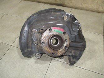 Кулак поворотный передний правый BMW X3 E83