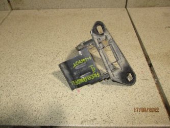 Крючок капота Land Rover Freelander 2 L359