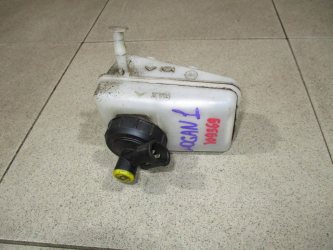 Бачок главного тормозного цилиндра Renault Logan 1 L90