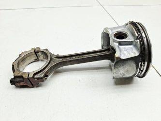 Поршень с шатуном Nissan X-Trail T31