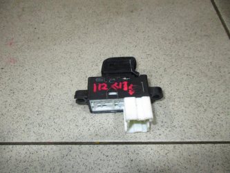 Кнопка стеклоподъемника Subaru Forester S12, SH