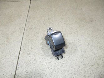 Кнопка стеклоподъемника Nissan Note E11