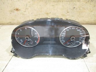 Панель приборов Volkswagen Jetta A6