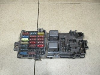 Блок предохранителей Mitsubishi Pajero 2 V20, V30, V40