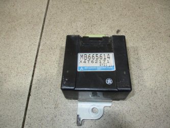 Блок управления подвеской Mitsubishi Pajero 2 V20, V30, V40