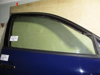 Стекло двери передней правой Volkswagen Passat B5