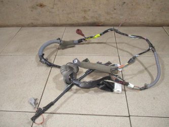 Проводка двери Nissan Tiida C11