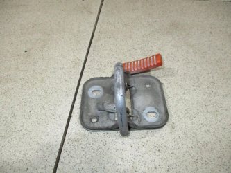 Крючок капота Volkswagen Jetta A6