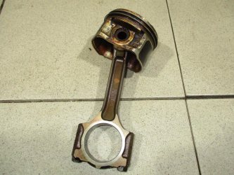 Поршень с шатуном Nissan Tiida C11