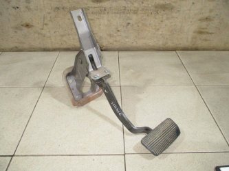 Педаль тормоза Nissan Almera Classic B10
