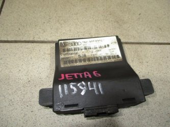 Блок электронный Volkswagen Jetta A6