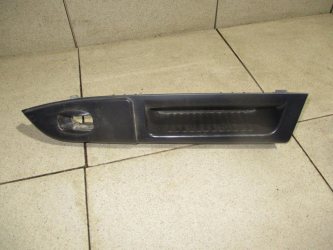 Накладка блока управления стеклоподъемниками Hyundai Getz TB