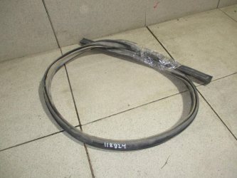 Уплотнитель капота Лада Ларгус R90