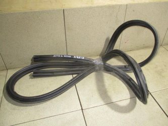 Уплотнитель багажника Volkswagen Jetta A6